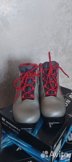 Лыжные ботинки классические
