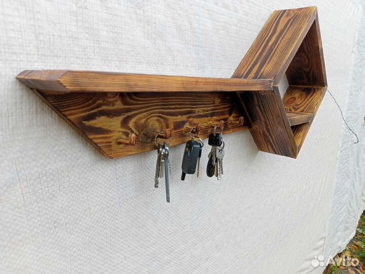 Полка ключница ручной работы