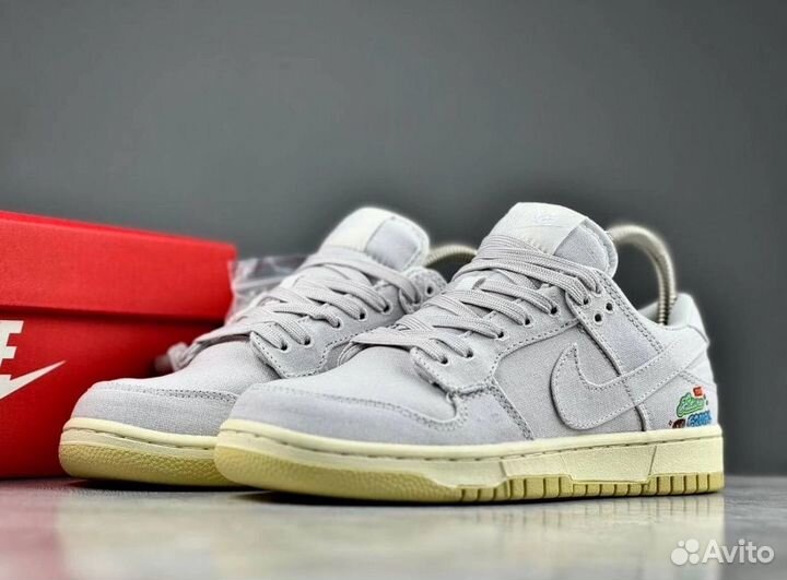 Кроссовки Nike Dunk Low 