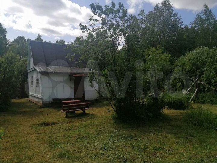 Дача 30 м² на участке 10 сот.