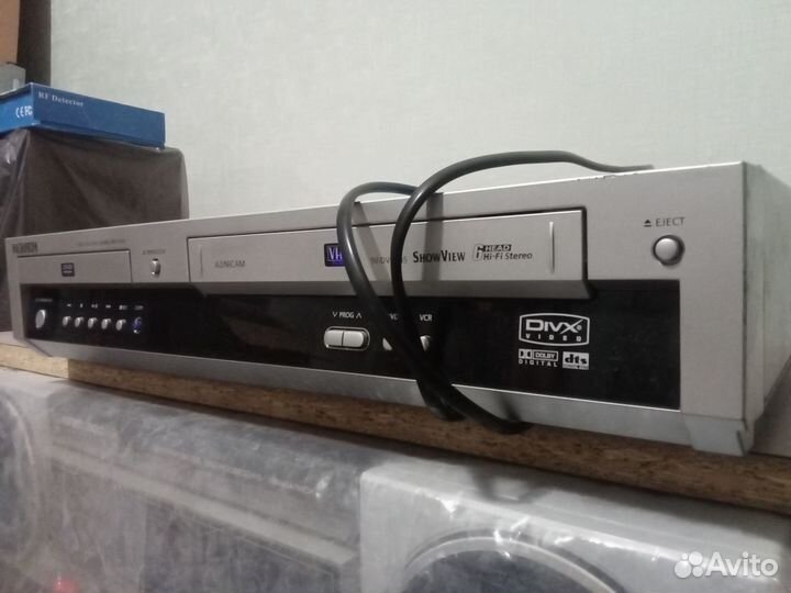 DVD/CD/VHS проигрыватель Samsung SV-DVD645