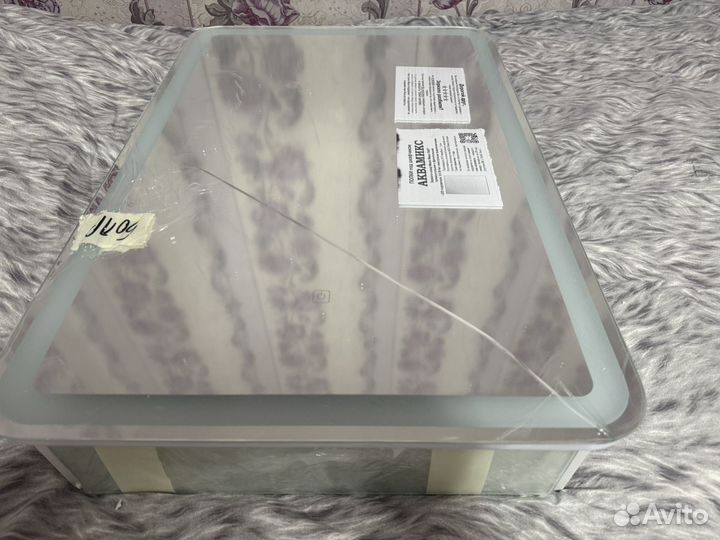 Шкафчик с зеркалом для ванной