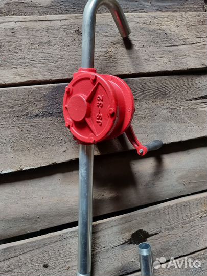 Ручной насос для перекачки масла из бочки