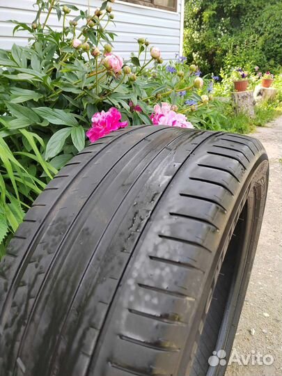 Michelin Pilot Sport 4 SUV 255/45 R19