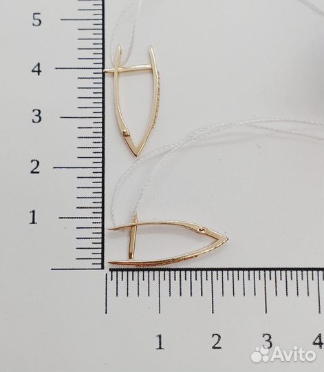 Золотые серьги с фианитом