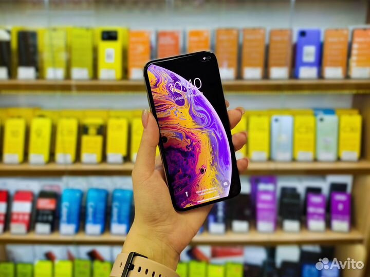 iPhone Xs, 64 ГБ