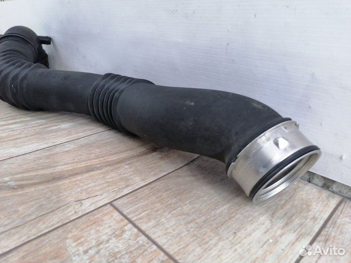 Патрубок интеркулера Bmw X1 E84 2.0 N20 2012