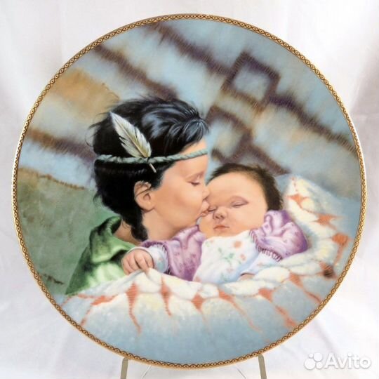 Серия тарелок «Фонд Помощи. Марш Пятаков»