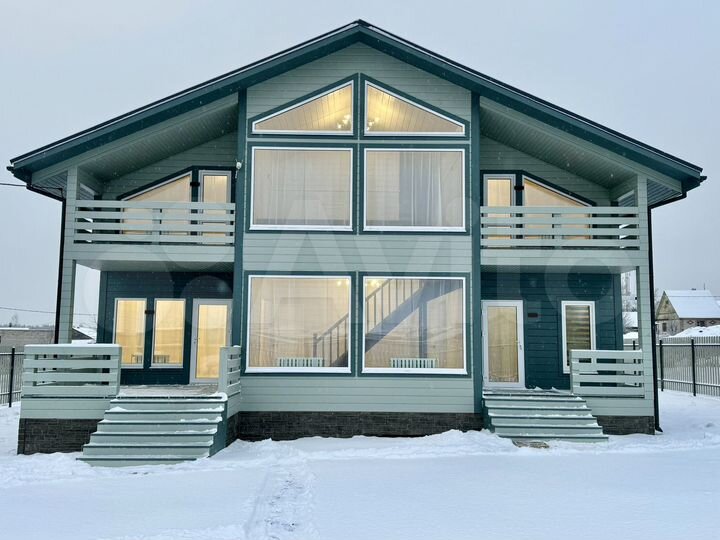 Дом 200 м² на участке 10 сот.