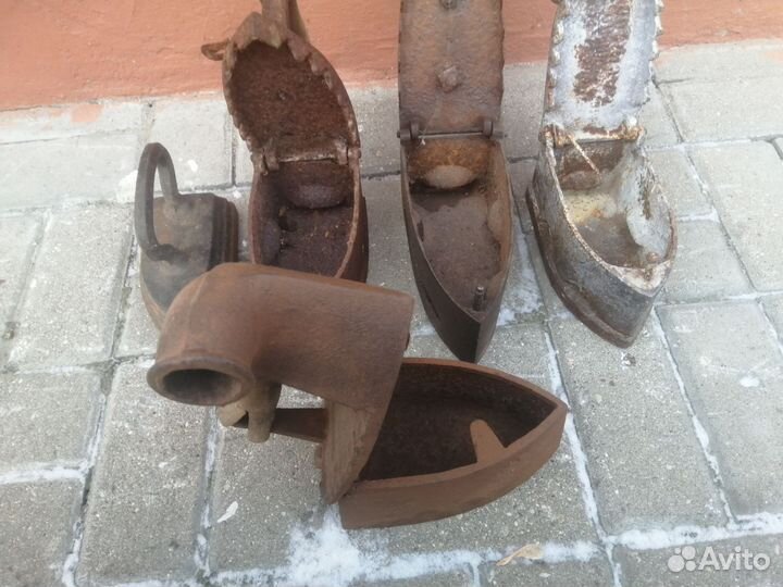 Старинные угольные утюги север 19 век