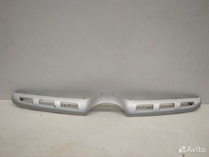 Накладка решетки радиатора Mercedes-Benz Gla X156