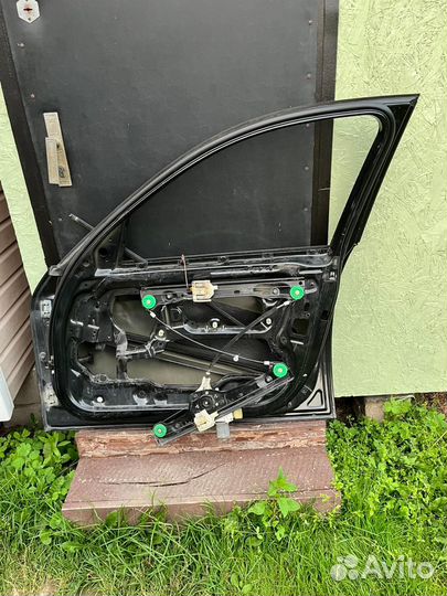 Дверь правая передняя BMW 3series E90