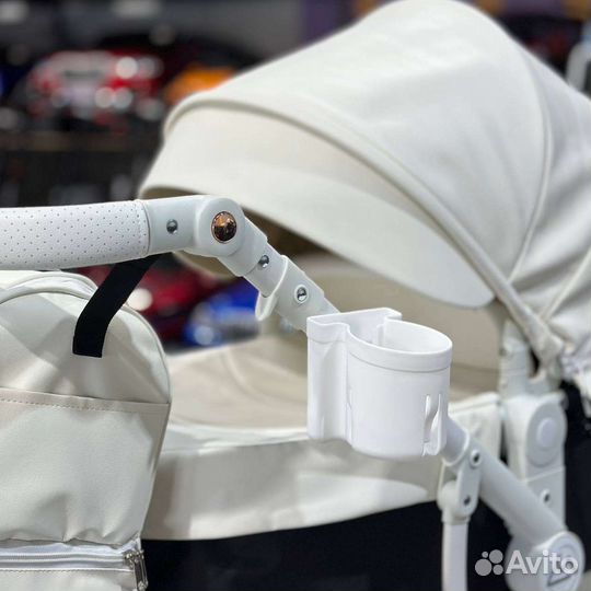 Коляска 3 в 1 Luxmom/Dalux 608-2 White