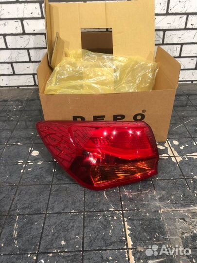 Фонарь задний левый Kia Ceed JD