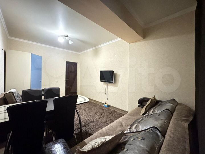 2-к. квартира, 38 м², 1/6 эт.