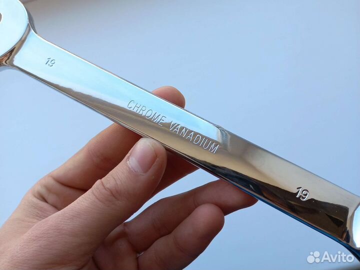 Набор ключей с трещоткой 8-22