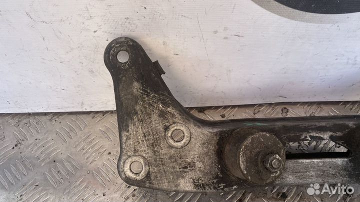 Кронштейн автоматической коробки передач бмв