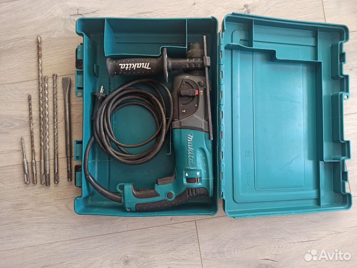 Перфоратор makita HR 2470 бу