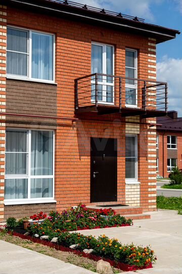 Таунхаус 57 м² на участке 1 сот.