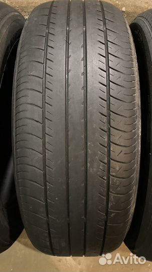 Yokohama dB Decibel E70 215/60 R16