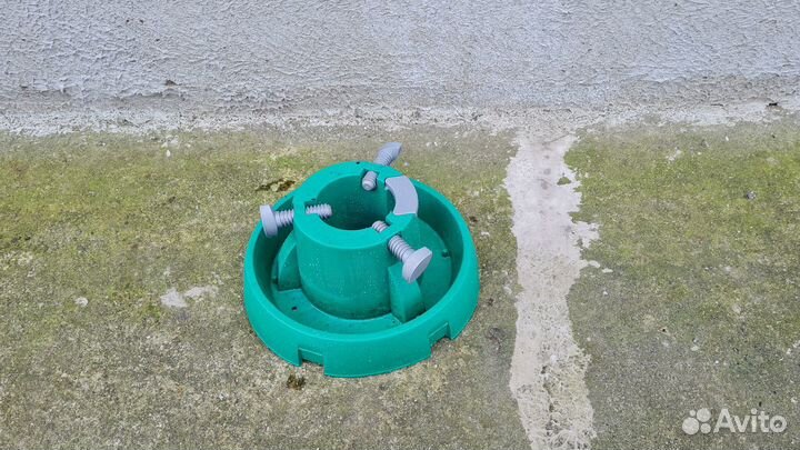 Подставка под елку. Привезу бесплатно