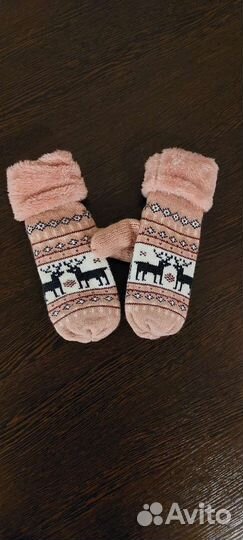 Варежки женские