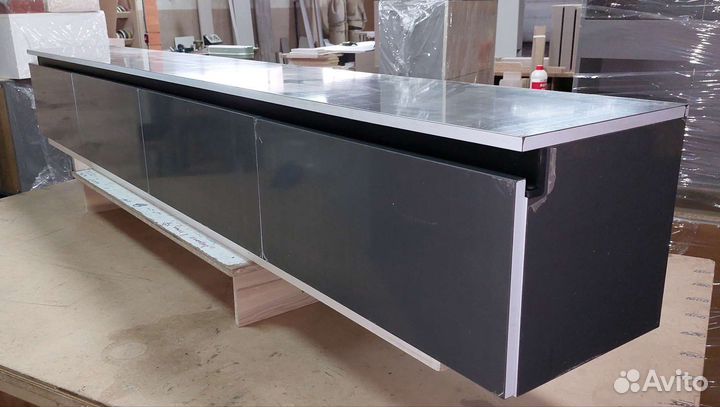 Тв тумба подвесная новая