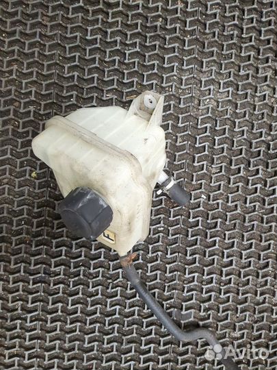 Бачок расширительный Nissan Qashqai, 2007