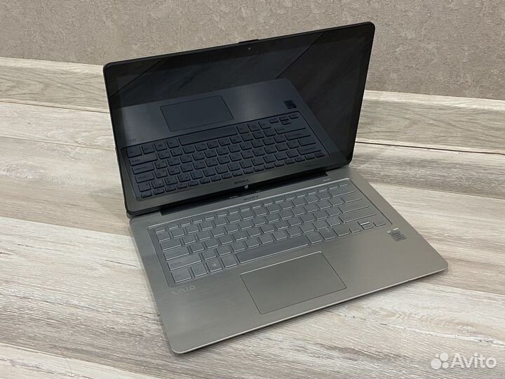 На запчасти Sony SVF14NA1EV