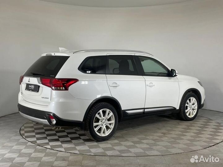 Mitsubishi Outlander 2.0 CVT, 2017, 143 000 км