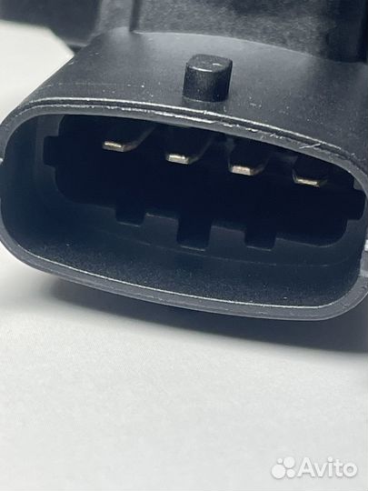 Новый датчик давления/температуры New Holland T6 T