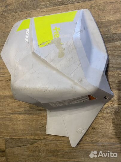 Панель боковая Ski-Doo 517305219