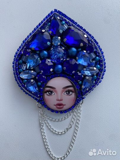 Брошь «Матрёшка» в синем,голубом цвете