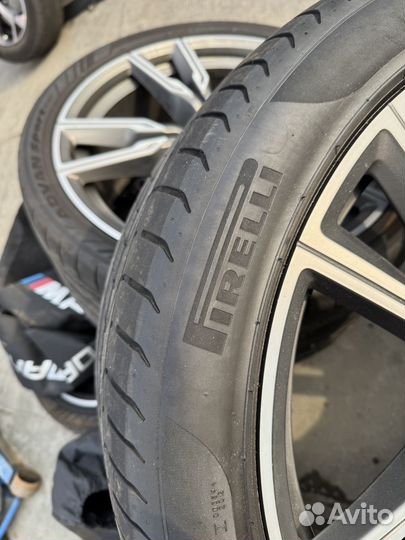 Pirelli P Zero 275/40 R22 108Y