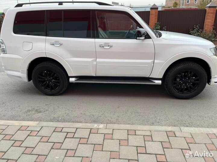 Mitsubishi Pajero 3.8 AT, 2017, 71 419 км