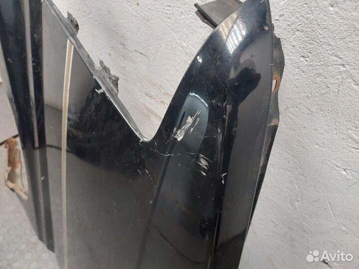 Крыло левое переднее Nissan Elgrand