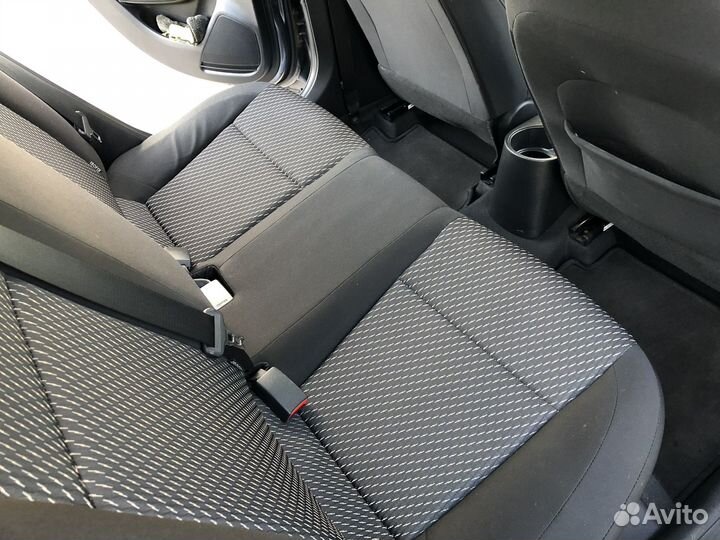 Kia Rio 1.6 AT, 2018, битый, 52 500 км