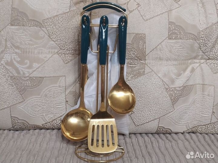 Набор кухонных принадлежностей с подставкой