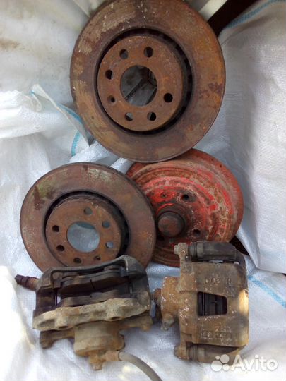 Тормозные диски,суппорта на Дэу Нексия,Ланос