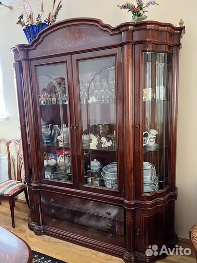 Сервант производство испания