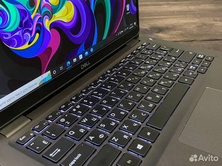 Ноутбук Dell Latitude 5300 i5 IPS