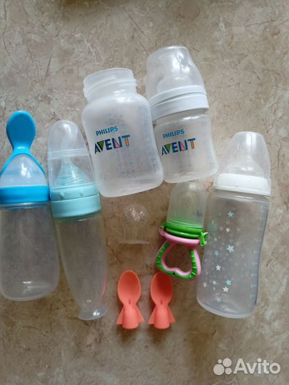 Бутылочки детские, ниблер, ложки