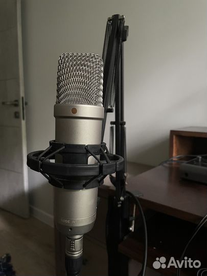 Студийный микрофон rode NT1-A