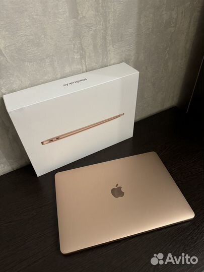 Apple MacBook Air 13 M1 2020