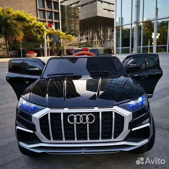 Детский электромобиль Audi