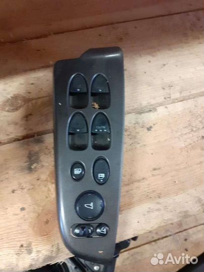 Блок управления стеклоподьемниками Honda Civic 4D