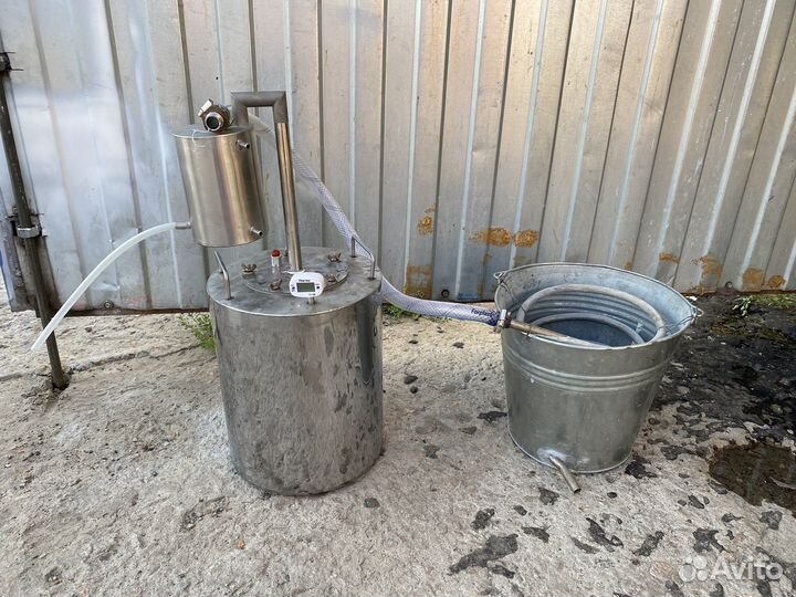 Дистиллятор (самогонный аппарат)