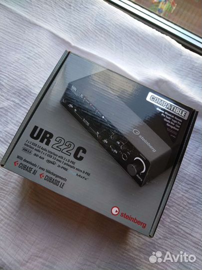 Аудиоинтерфейс Steinberg UR22C Новый
