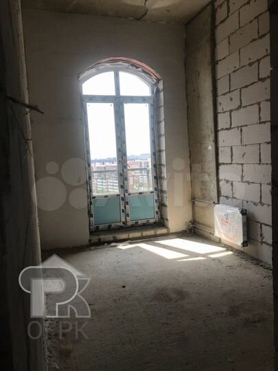 2-к. квартира, 43 м², 8/8 эт.