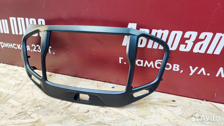 Накладка магнитолы LADA Vesta